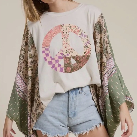 Tops - Boho Peace Sign Kimono Top